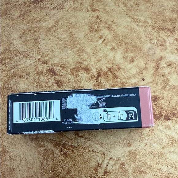 New Anastasia Beverly Hills Satin Lipstick -Warm Peach - Picture 5 of 7